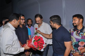 Army People Watching Naa Peru Surya Naa illu India Movie Photos